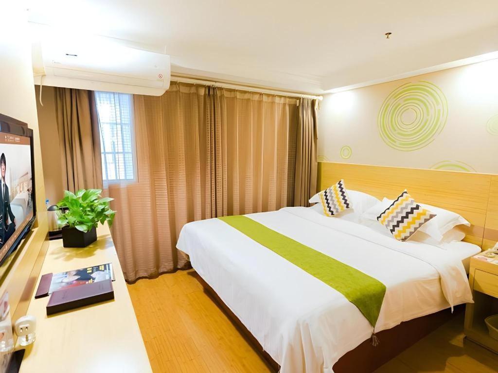 Greentree Inn Shanghai Guangxin Road Tongji Hospital Express Hotel Экстерьер фото