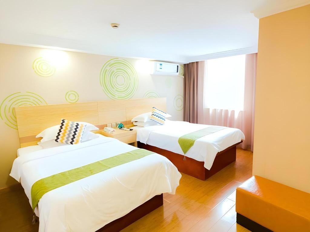 Greentree Inn Shanghai Guangxin Road Tongji Hospital Express Hotel Экстерьер фото