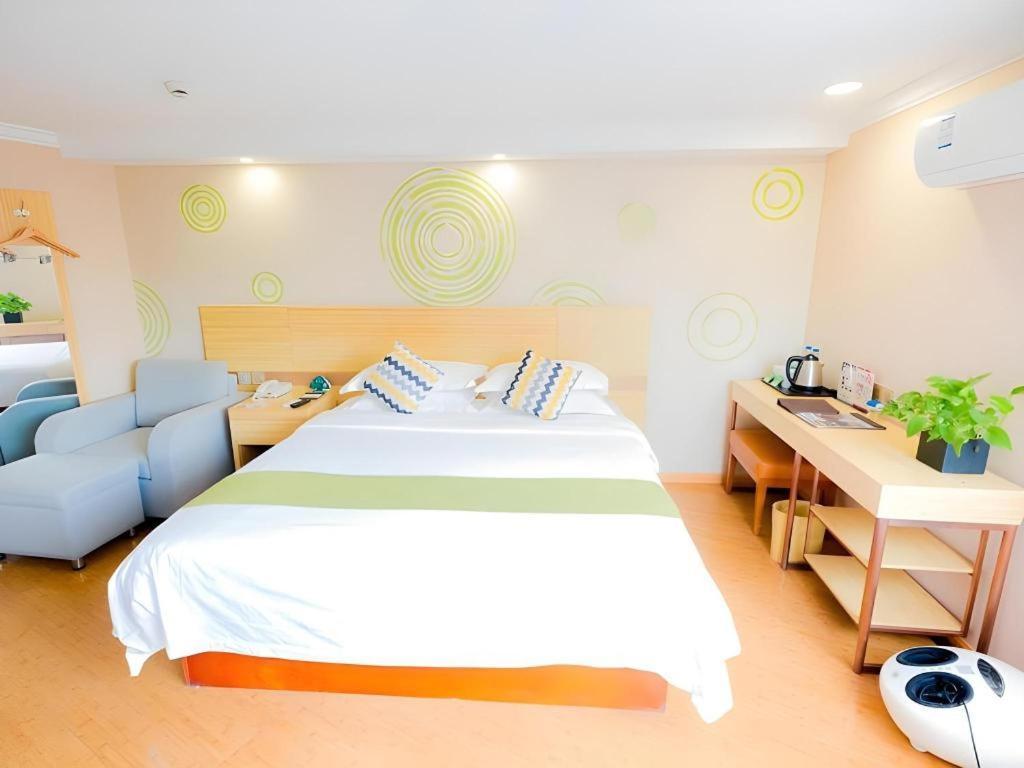 Greentree Inn Shanghai Guangxin Road Tongji Hospital Express Hotel Экстерьер фото