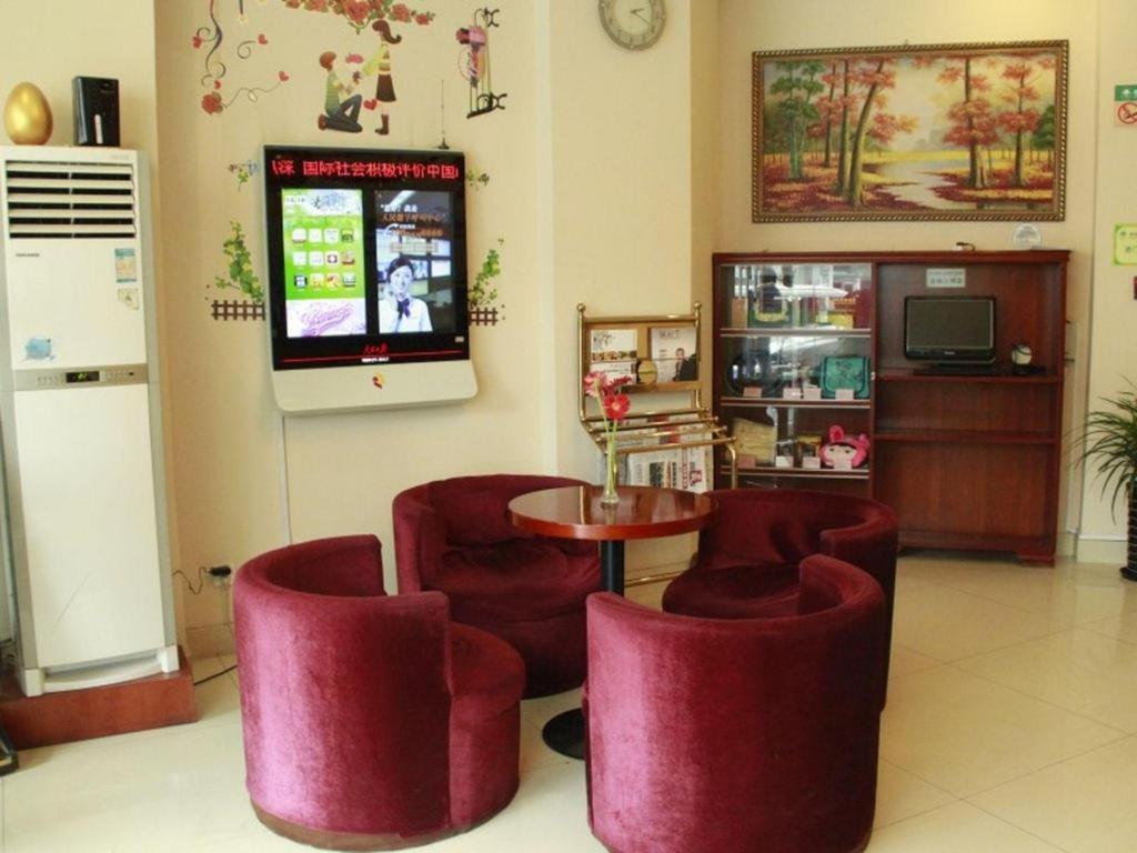 Greentree Inn Shanghai Guangxin Road Tongji Hospital Express Hotel Экстерьер фото