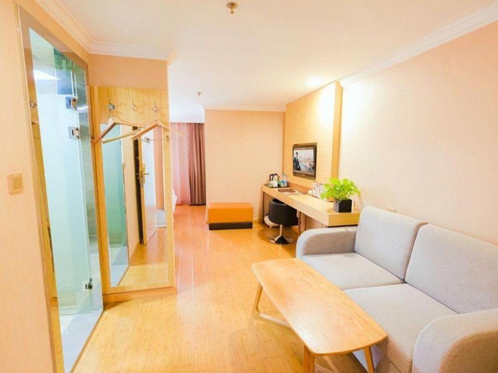 Greentree Inn Shanghai Guangxin Road Tongji Hospital Express Hotel Экстерьер фото
