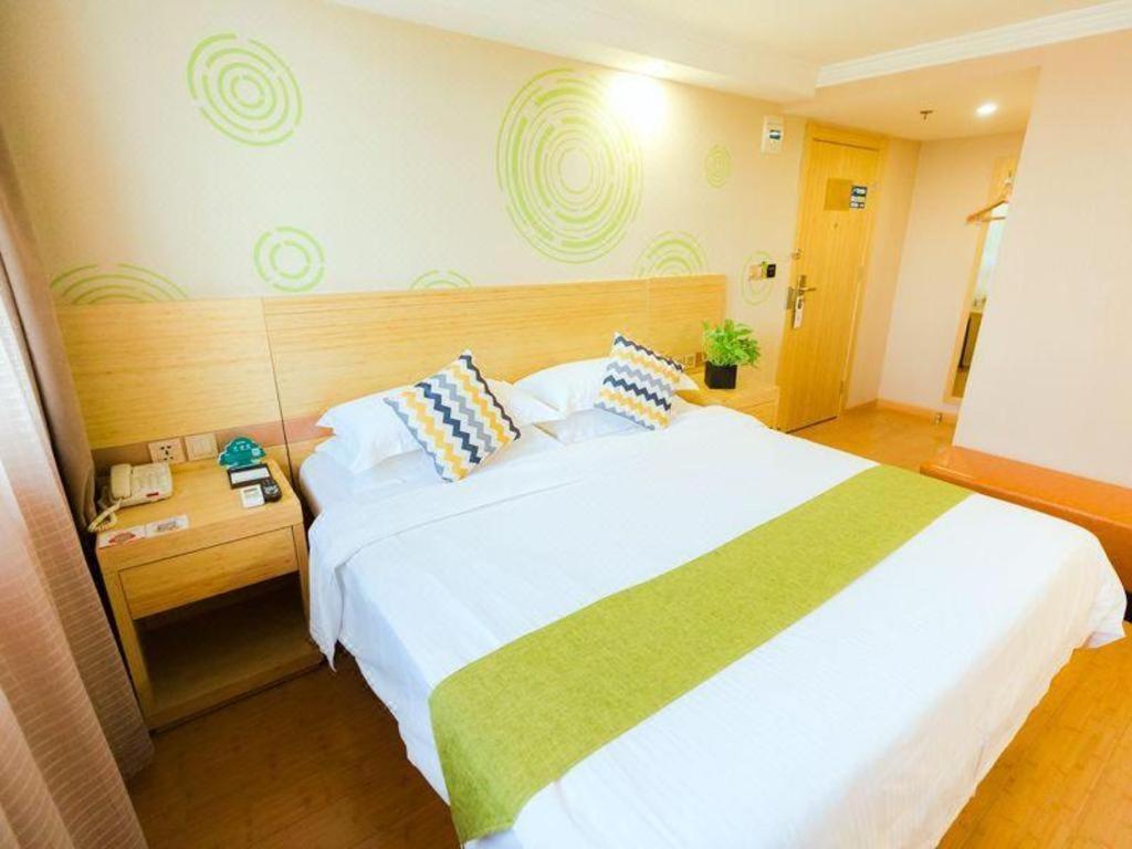 Greentree Inn Shanghai Guangxin Road Tongji Hospital Express Hotel Экстерьер фото