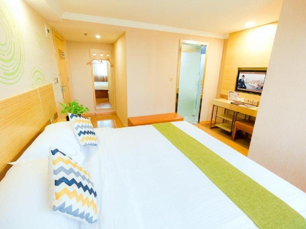 Greentree Inn Shanghai Guangxin Road Tongji Hospital Express Hotel Экстерьер фото