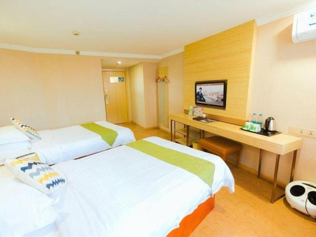 Greentree Inn Shanghai Guangxin Road Tongji Hospital Express Hotel Экстерьер фото