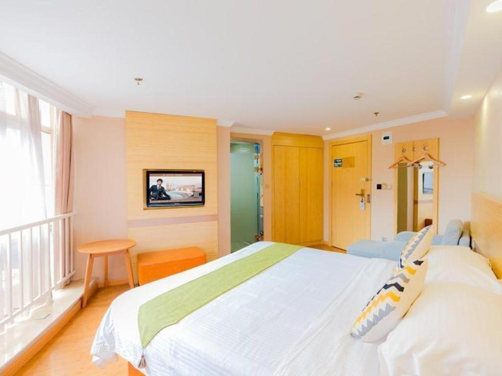 Greentree Inn Shanghai Guangxin Road Tongji Hospital Express Hotel Экстерьер фото
