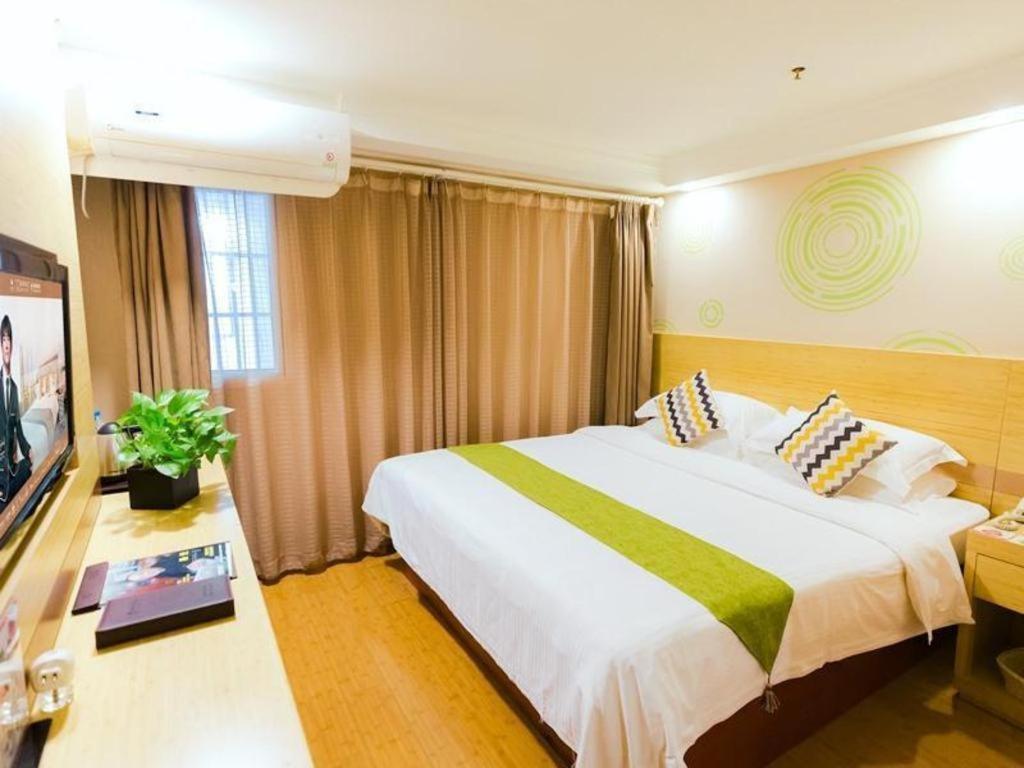 Greentree Inn Shanghai Guangxin Road Tongji Hospital Express Hotel Экстерьер фото